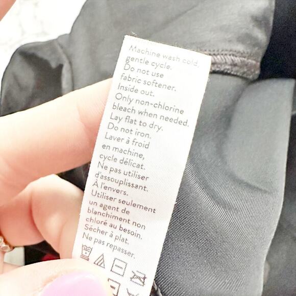 Spanx Matte Black Camo Faux Leather Leggings Women’s Size Medium power waistband - Picture 8 of 12